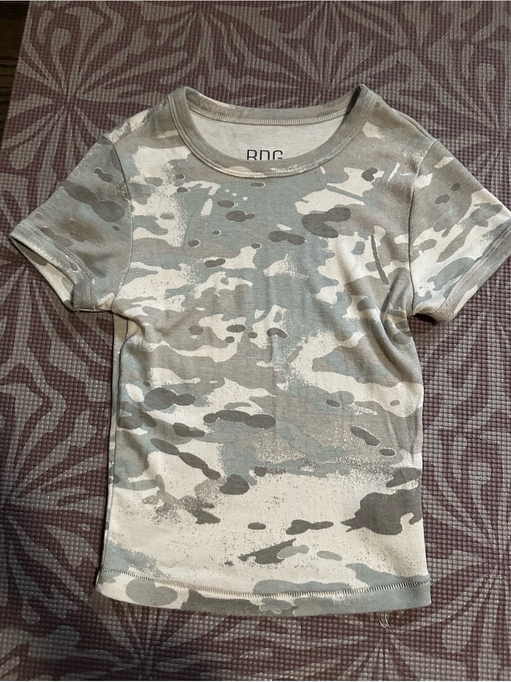 BDG Urban Outfitters cropped t-shirt